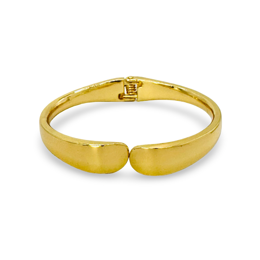 Thin Flat Meet Me Bangle