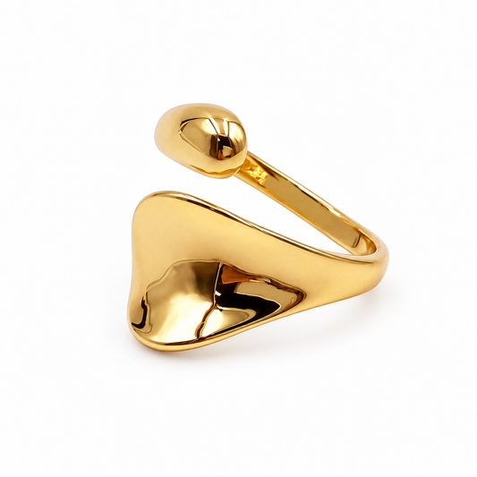 Concave Meet Me Ring