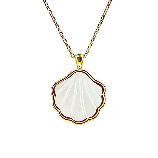 Mother of Pearl Clam Bezel Necklace